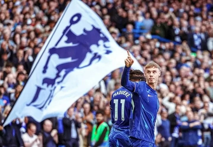 Cole Palmer tỏa sáng ở Stamford Bridge